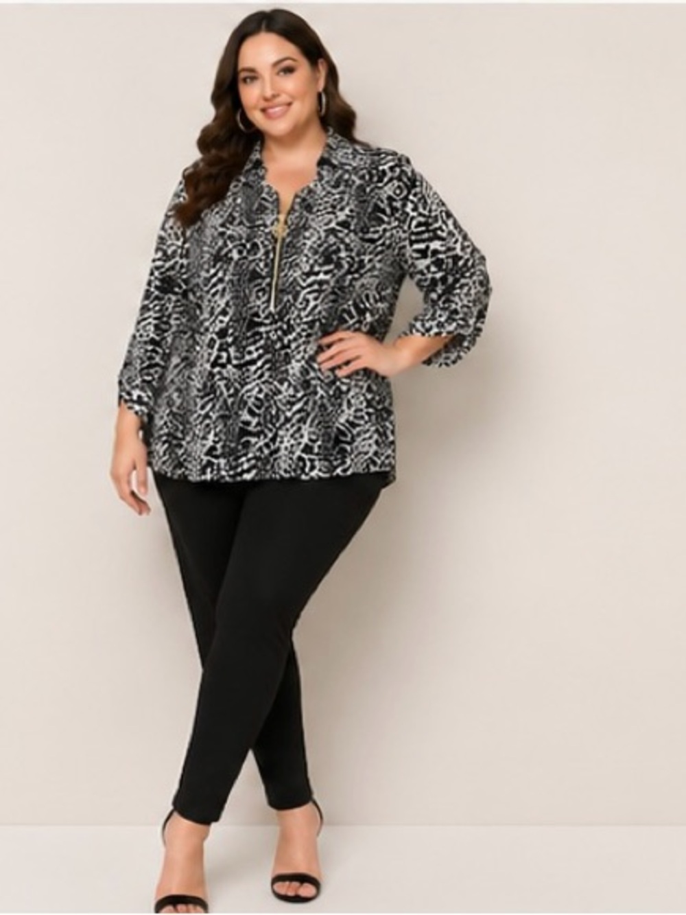 🖤 Michael Kors Animal Print Zip Blouse – Size 3X – NWT 🖤 - Picture 4 of 7